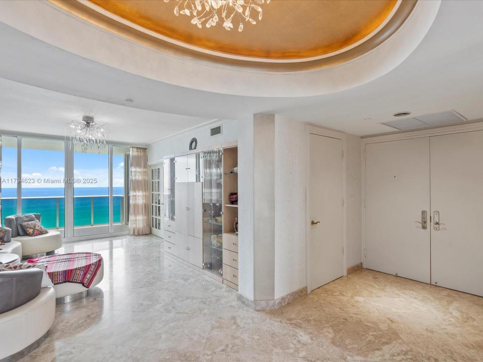 19111 Collins Ave 2503, Sunny Isles Beach, Florida 33160
