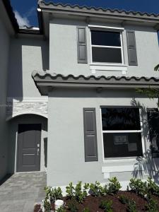 132 SE 11 Ct, Florida City, Florida 33034, USA
