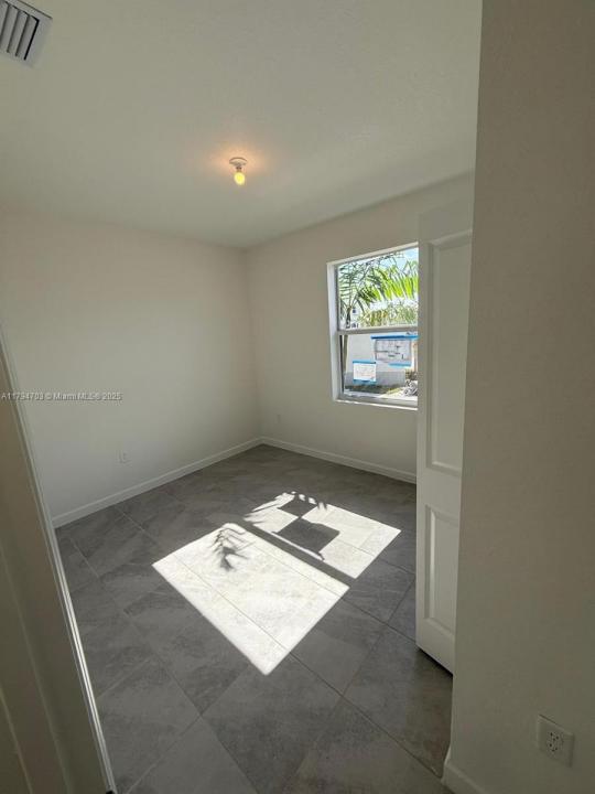 132 SE 11 Ct, Florida City, Florida 33034
