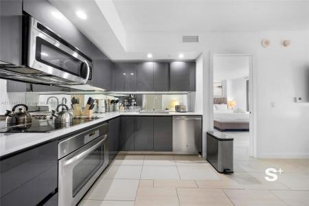 31 SE 6th St 1407, Miami, Florida 33131, USA