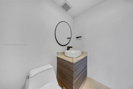 3200 N Ocean Blvd 1404, Fort Lauderdale, Florida 33308, USA