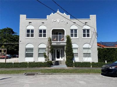3237 SW 4th St 1, Miami, Florida 33135, USA