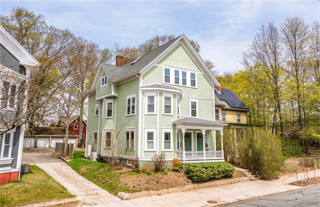 172 Doyle Avenue 1, Providence, Rhode Island 02906