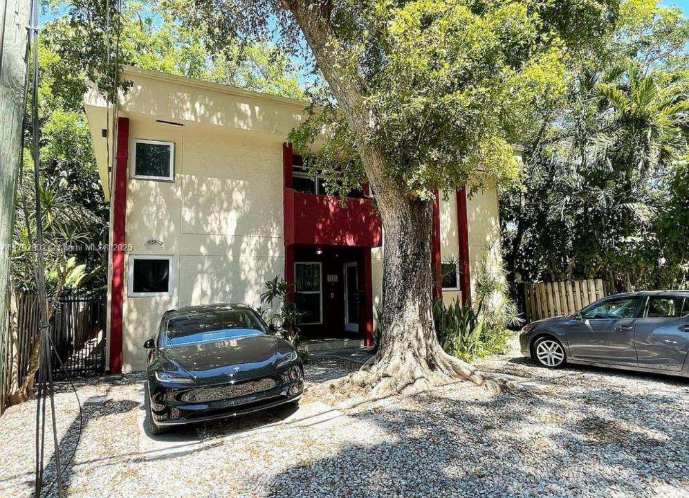 3161 Day Ave, Miami, Floride 33133, États-Unis