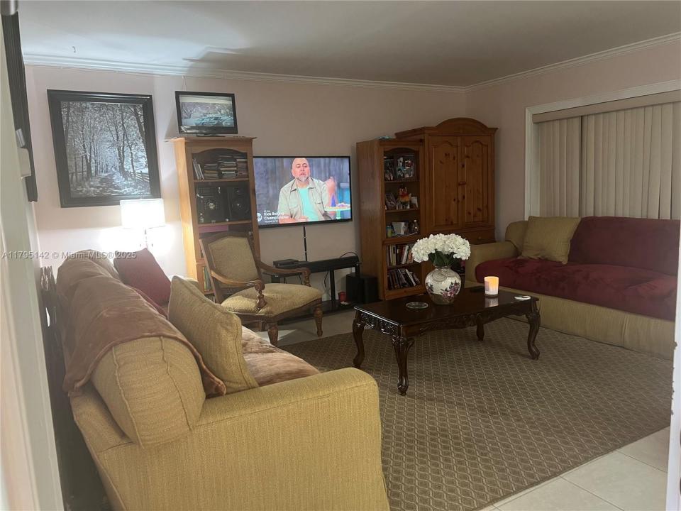 11257 SW 172ND Street I-1642D, Miami, Florida 33157, USA