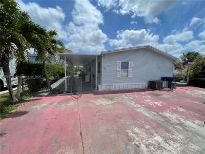 19800 SW 180th Ave unit 376, Miami, Florida 33187, USA