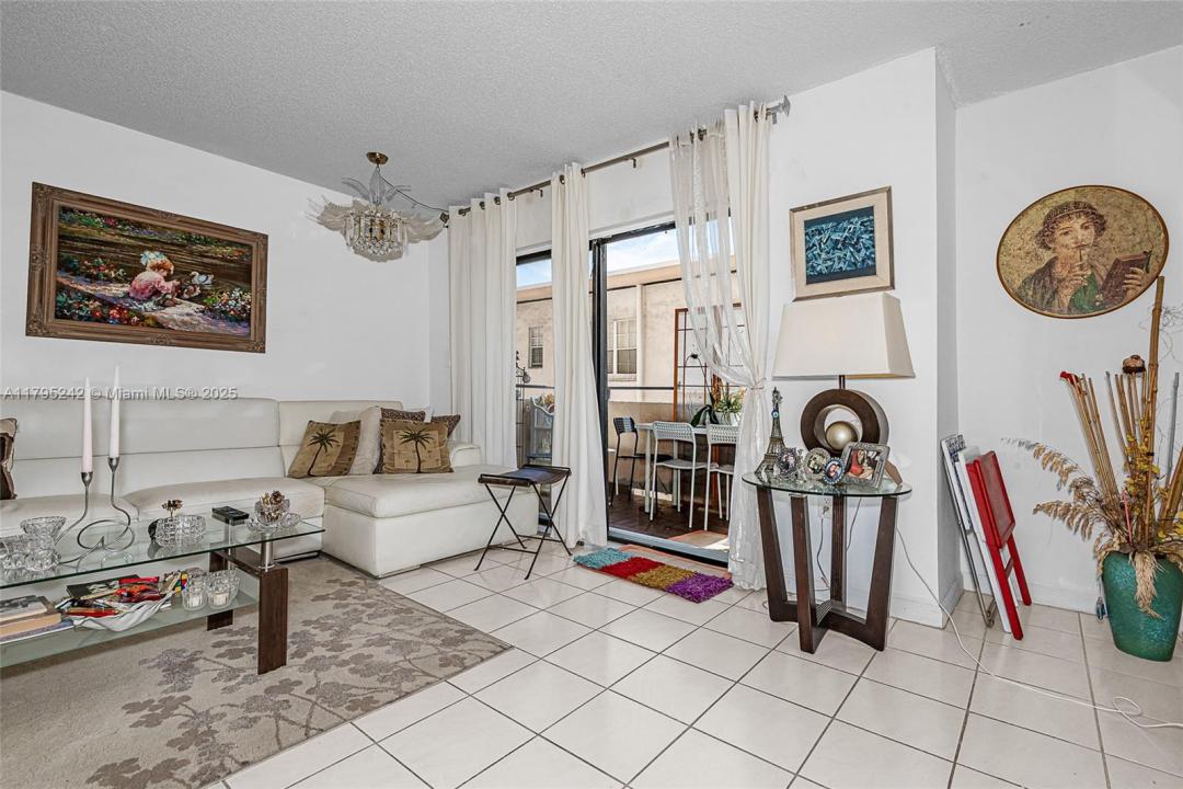 6880 Abbott Ave 212, Miami Beach, Florida 33141