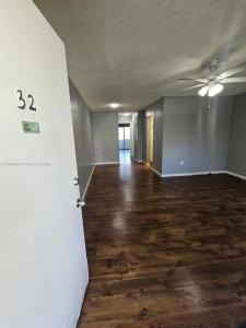 101 NW 204th St 32, Miami Gardens, Florida 33016, USA