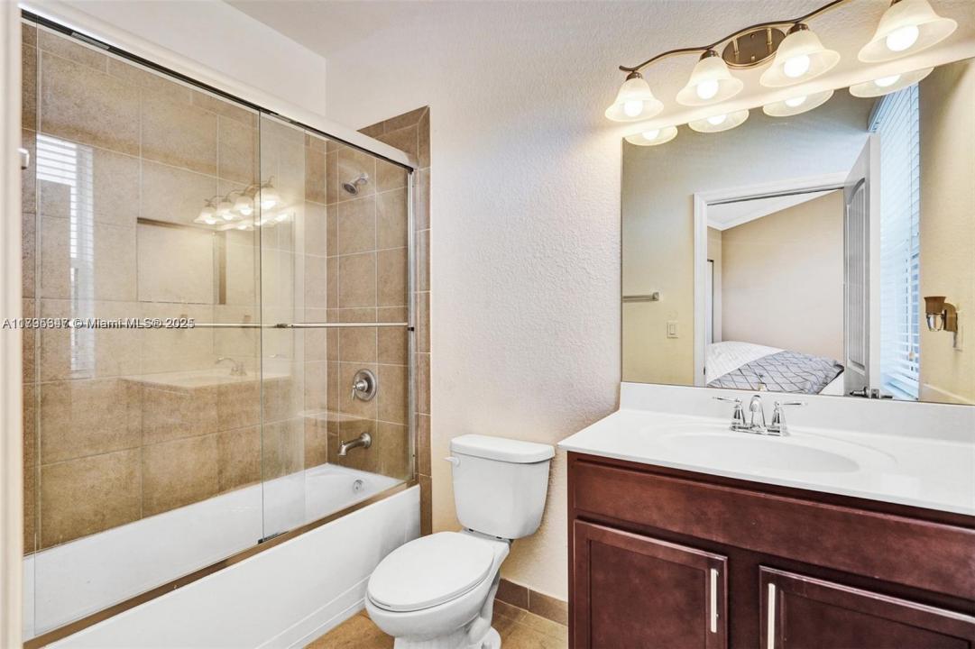 4190 NE 20th St, Homestead, Florida 33033