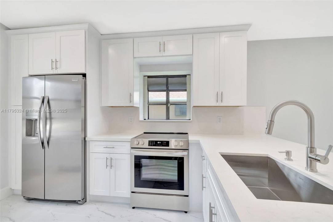8055 Sweetbriar Way, Boca Raton, Florida 33496, HOA KỲ