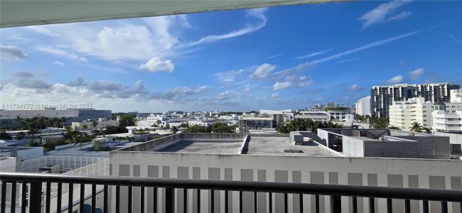 1800 Collins Ave 8A, Miami Beach, Florida 33139, USA