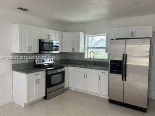 Miami, Florida 33161, USA