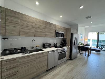 121 NE 34th St L601, Miami, Florida 33137, USA