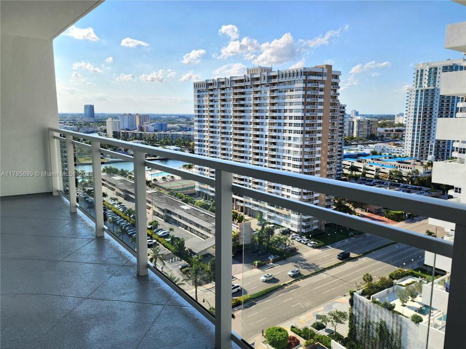 2030 S Ocean Dr 1804, Hallandale Beach, Florida 33009