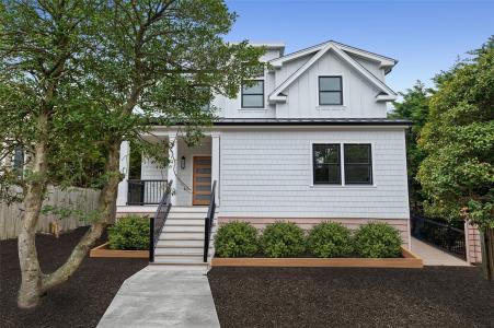 260 Wilmot Road, Islip, New York 11770