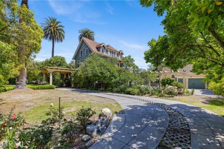Orange Grove Avenue, South Pasadena, California 91030