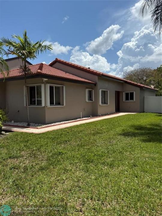 2003 NW 178TH WAY, Las Brisas, Miramar, Florida 33029, USA