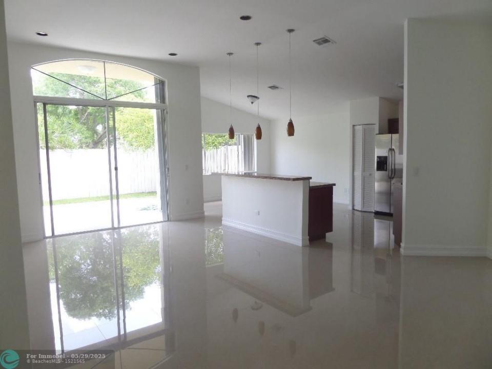 2003 NW 178TH WAY, Las Brisas, Miramar, Florida 33029, USA