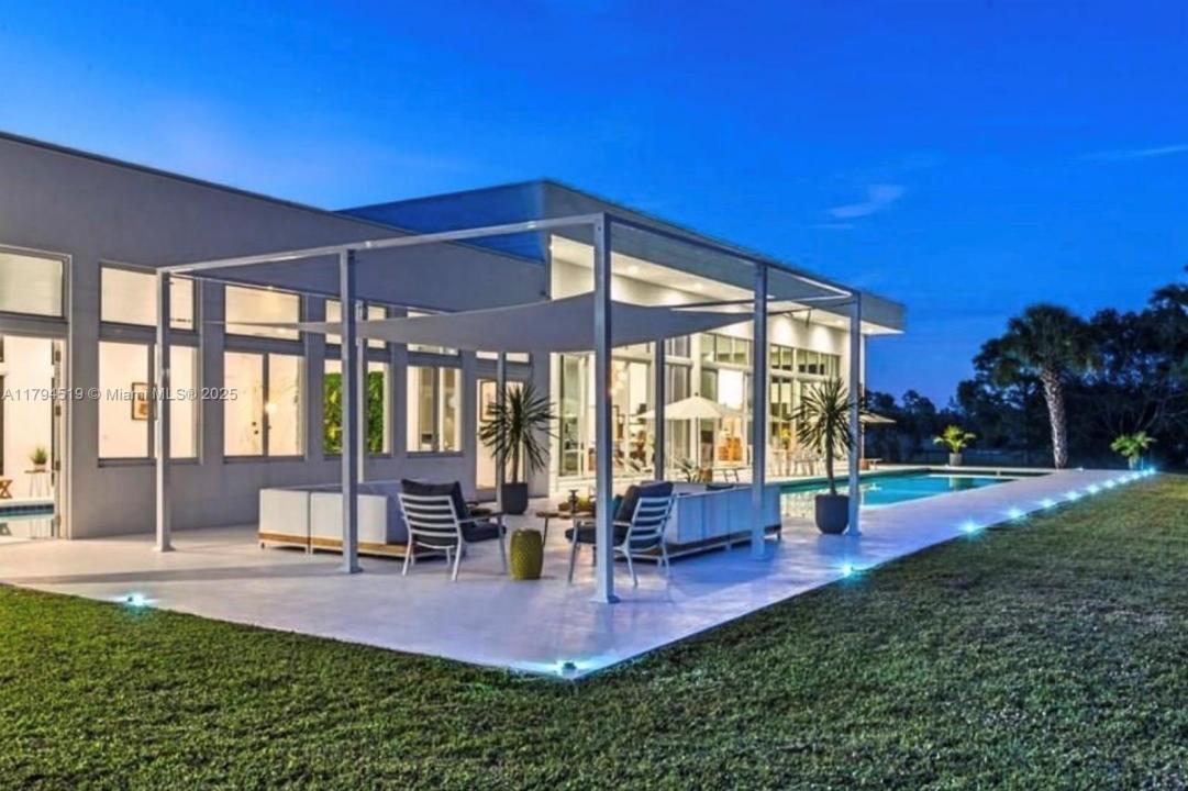1901 SE Ranch Rd, Jupiter, Florida 33478