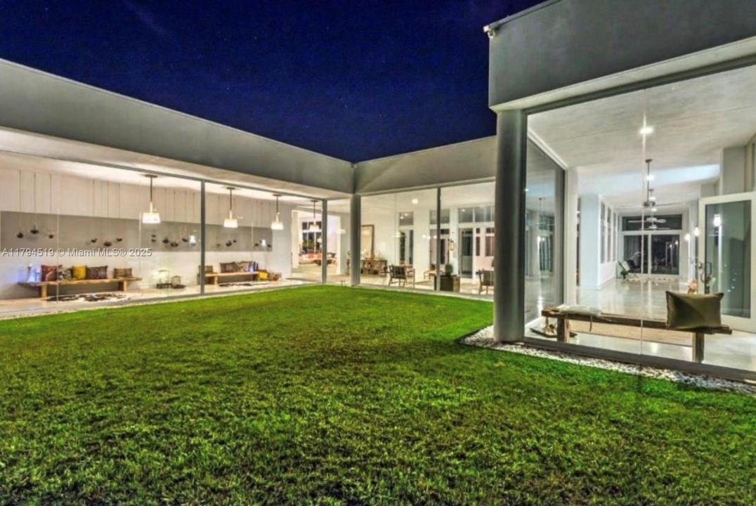 1901 SE Ranch Rd, Jupiter, Florida 33478