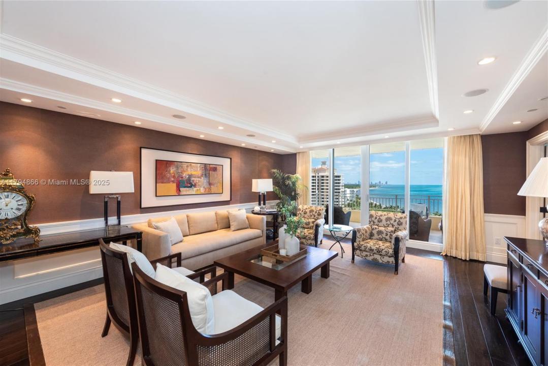 799 Crandon Blvd 1402, Key Biscayne, Florida 33149