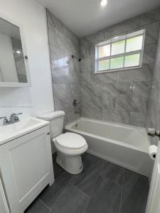 1315 SW 3rd St 2, Miami, Florida 33135, USA