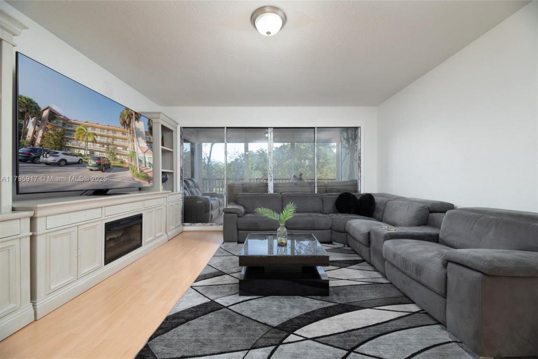 1720 Hammock Blvd 209, Coconut Creek, Florida 33063, Estados Unidos