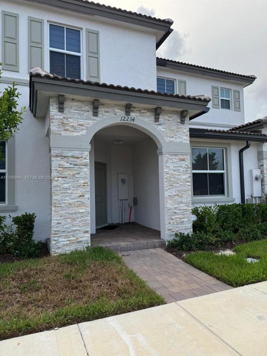 12234 NW 23rd Path, Miami, フロリダ 33167, アメリカ合衆国