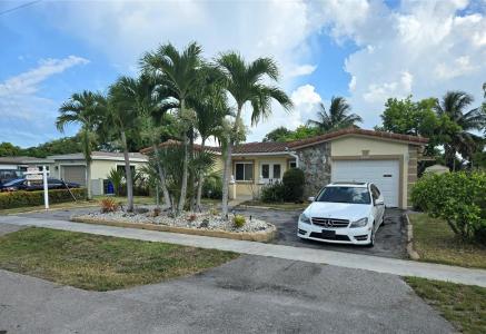 4600 NW 39th St, Lauderdale Lakes, Florida 33319