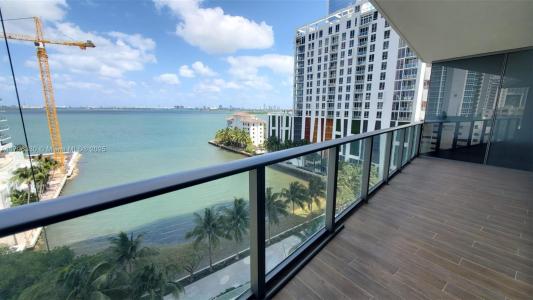 460 NE 28th St 802, Miami, Florida 33137, USA