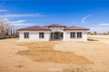 W Columbia Way, Lancaster, קליפורניה 93534, ארצות הברית של אמריקה 