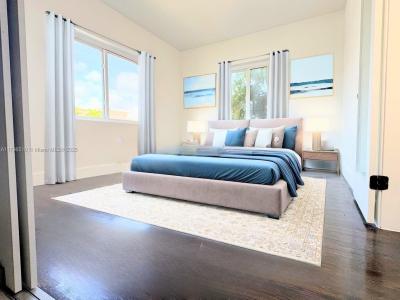 7325 Byron Ave 3, Miami Beach, Florida 33141, USA