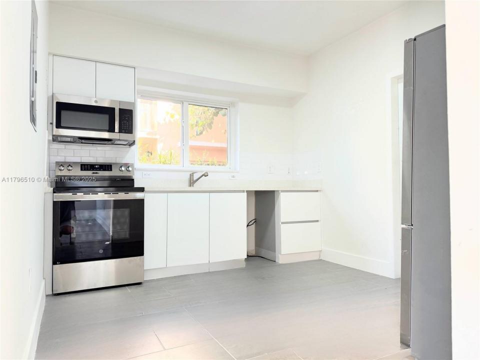 7325 Byron Ave 3, Miami Beach, 플로리다 33141, 미국