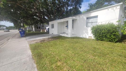 5511 NW 12th Ave, Miami, Florida 33127, USA