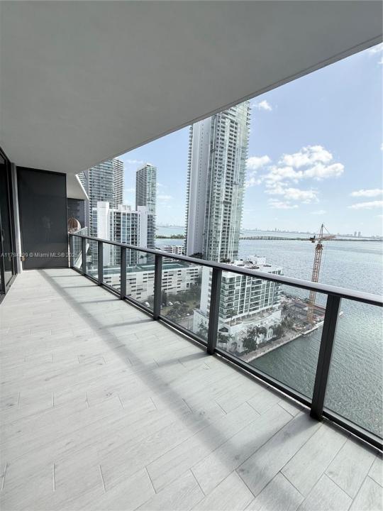 460 NE 28th St 1906, Miami, Florida 33137