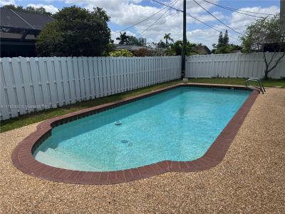 11940 NW 29th Mnr, Sunrise, Florida 33323, USA