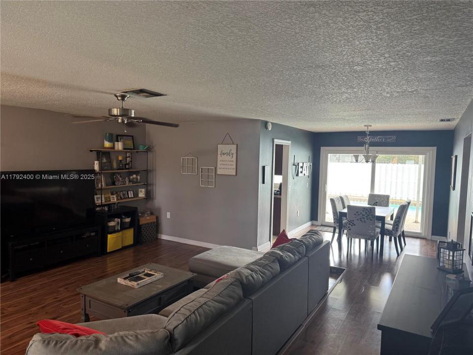 11940 NW 29th Mnr, Sunrise, 佛罗里达州 33323, 美国
