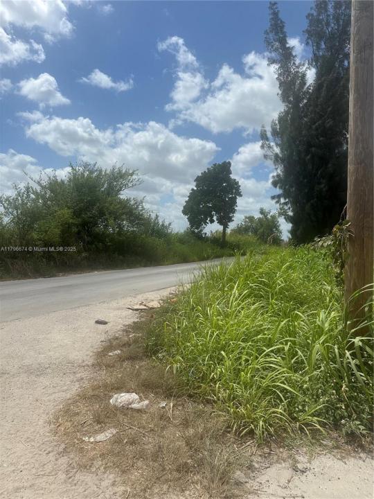 14400 205, Miami, Florida 33196, Estados Unidos