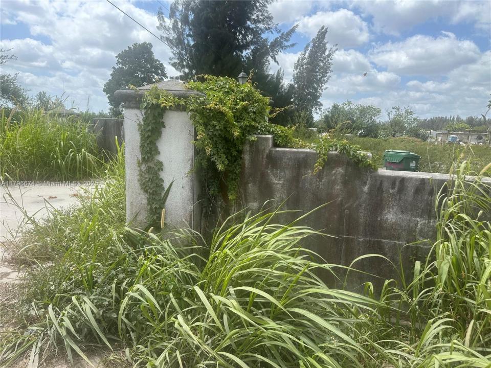 14400 205, Miami, Florida 33196, Estados Unidos