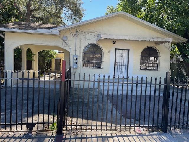 1270 NW 29th Ter !A, Miami, פלורידה 33142, ארצות הברית של אמריקה 