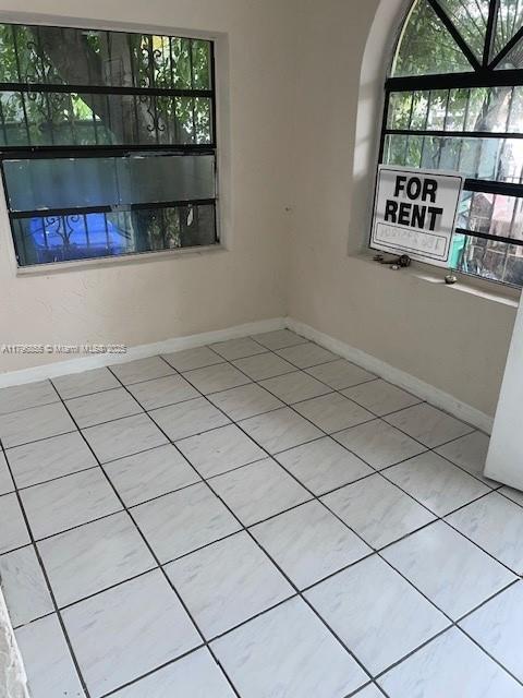 1270 NW 29th Ter !A, Miami, פלורידה 33142, ארצות הברית של אמריקה 