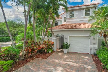 1110 Canella Ln, Hollywood, Florida 33019, USA