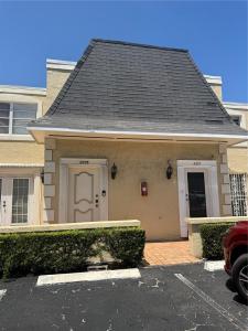 2207 NE 7th St 16, Hallandale Beach, Florida 33009, USA