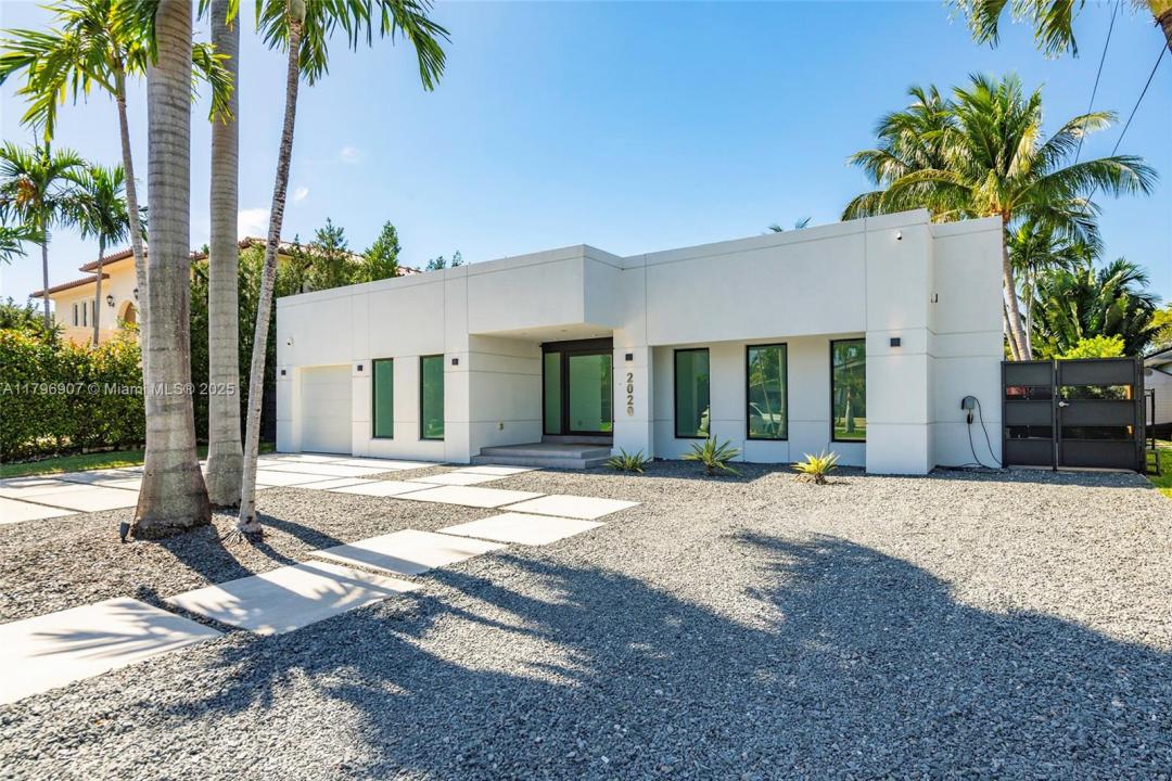 2020 NE 121st Rd, North Miami, Florida 33181, Estados Unidos
