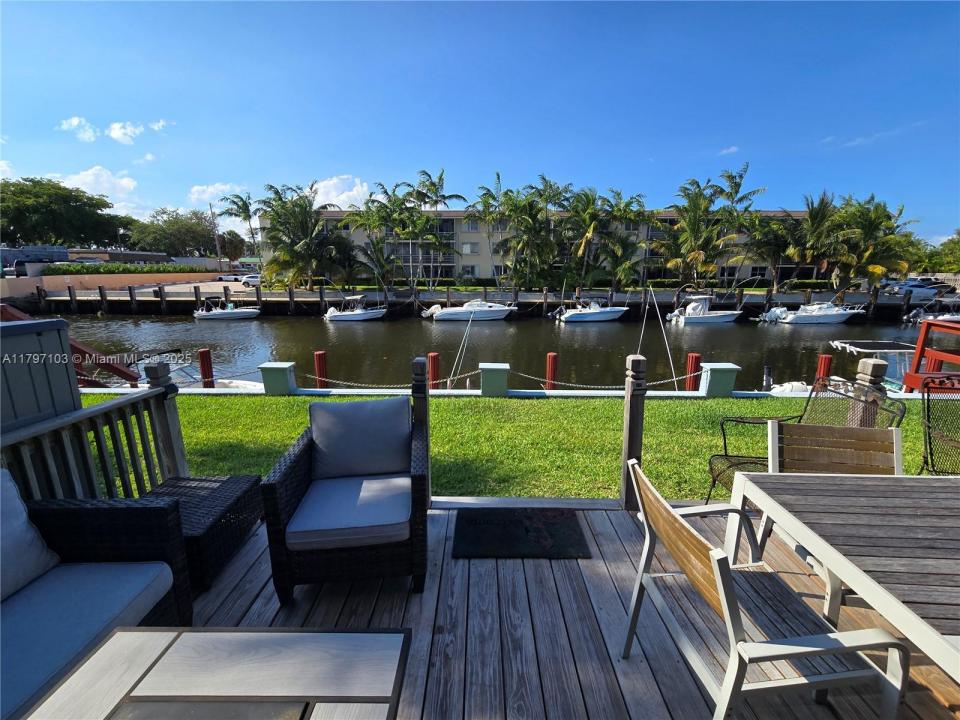 2115 NE 44th St, Lighthouse Point, Flórida 33064, Estados Unidos