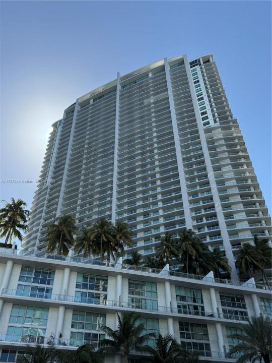 90 SW 3rd St 3601, Miami, Floride 33130, États-Unis