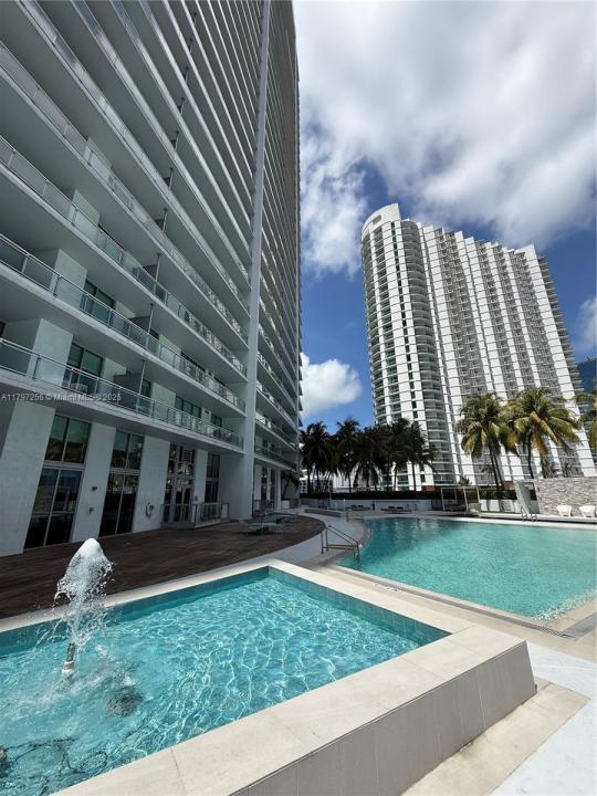 90 SW 3rd St 3601, Miami, Floride 33130, États-Unis