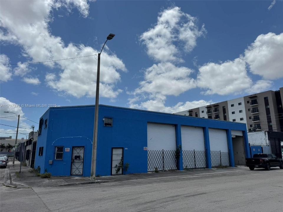 748 NW 24th St, Miami, Florida 33127, Stati Uniti