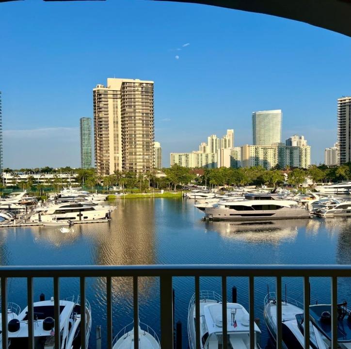 19877 E Country Club Dr 3606, Aventura, Flórida 33180, Estados Unidos