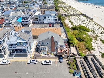 981 Oceanfront, Long Beach, Нью-Йорк 11561, Соединенные Штаты